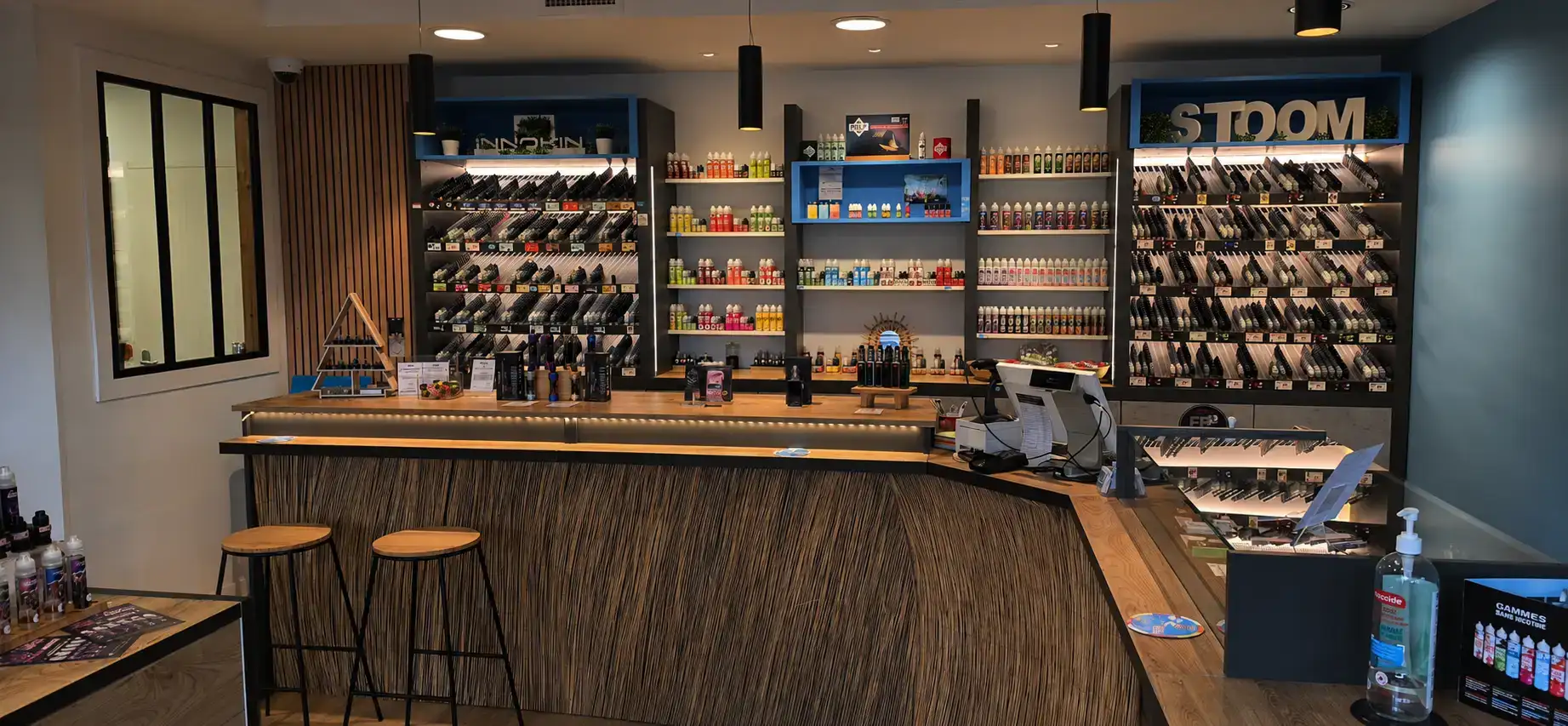 Intérieur de la boutique STOOM Clermont-Ferrand